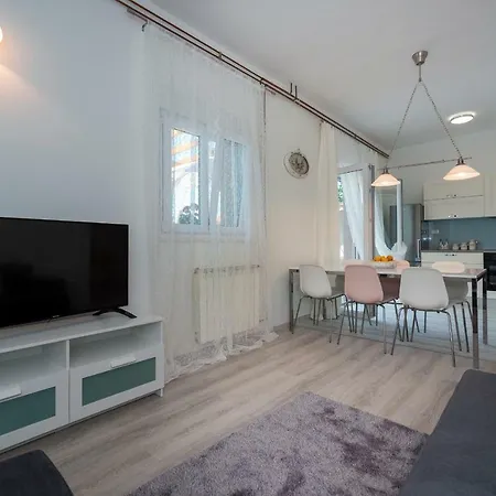 Maison Terze Апартаменты Сплит