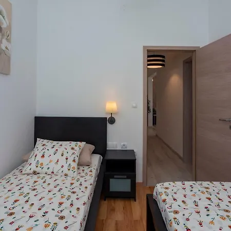 Maison Terze Lägenhet Split