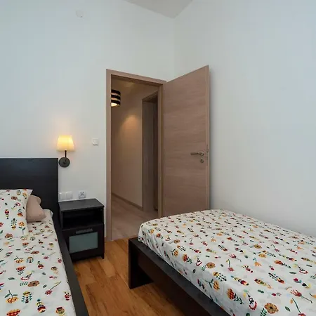 Maison Terze Lägenhet Split